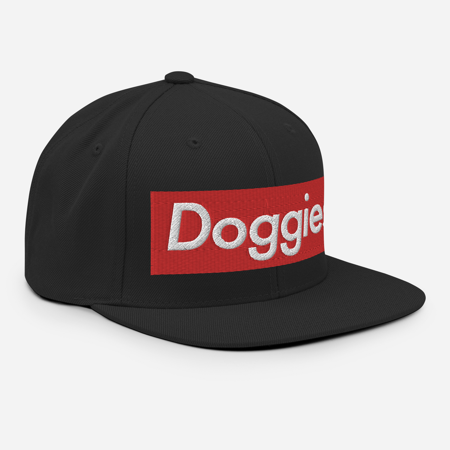 DOGGIES Snapback, Red/White Embroidered Print