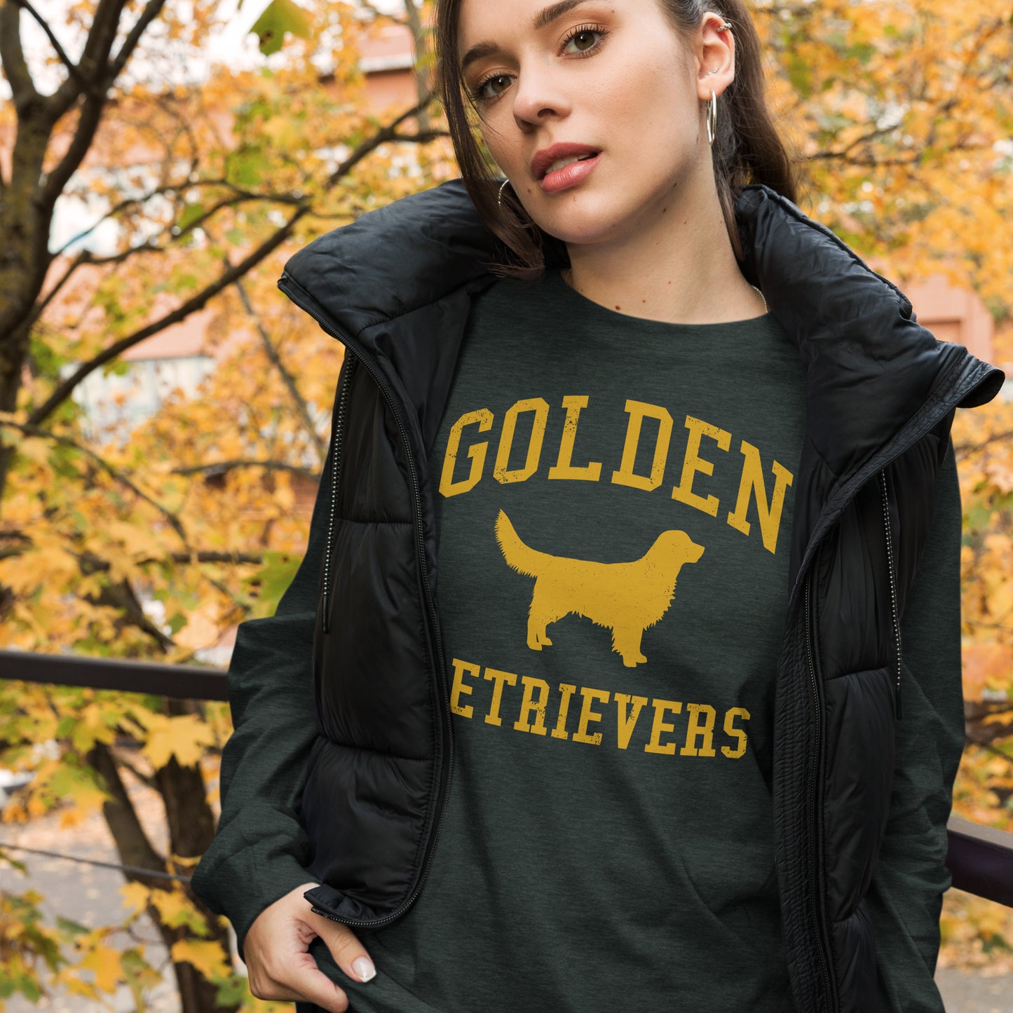 Golden Retrievers Collegiate Unisex Long Sleeve Tee, with Distressed Gold Print